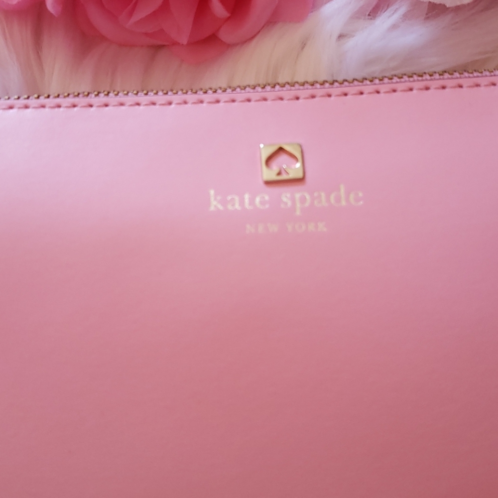 Kate Spade Crossbody - Picture 2 of 8